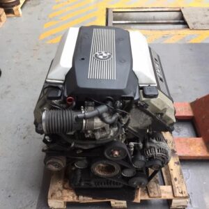 BMW E39 540i M62B44 4.4L V8 petrol engine